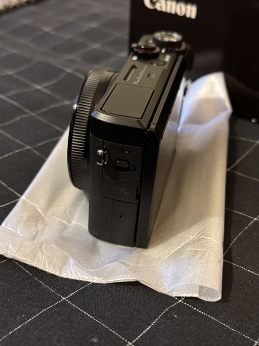 Canon PowerShot G7X Mark III