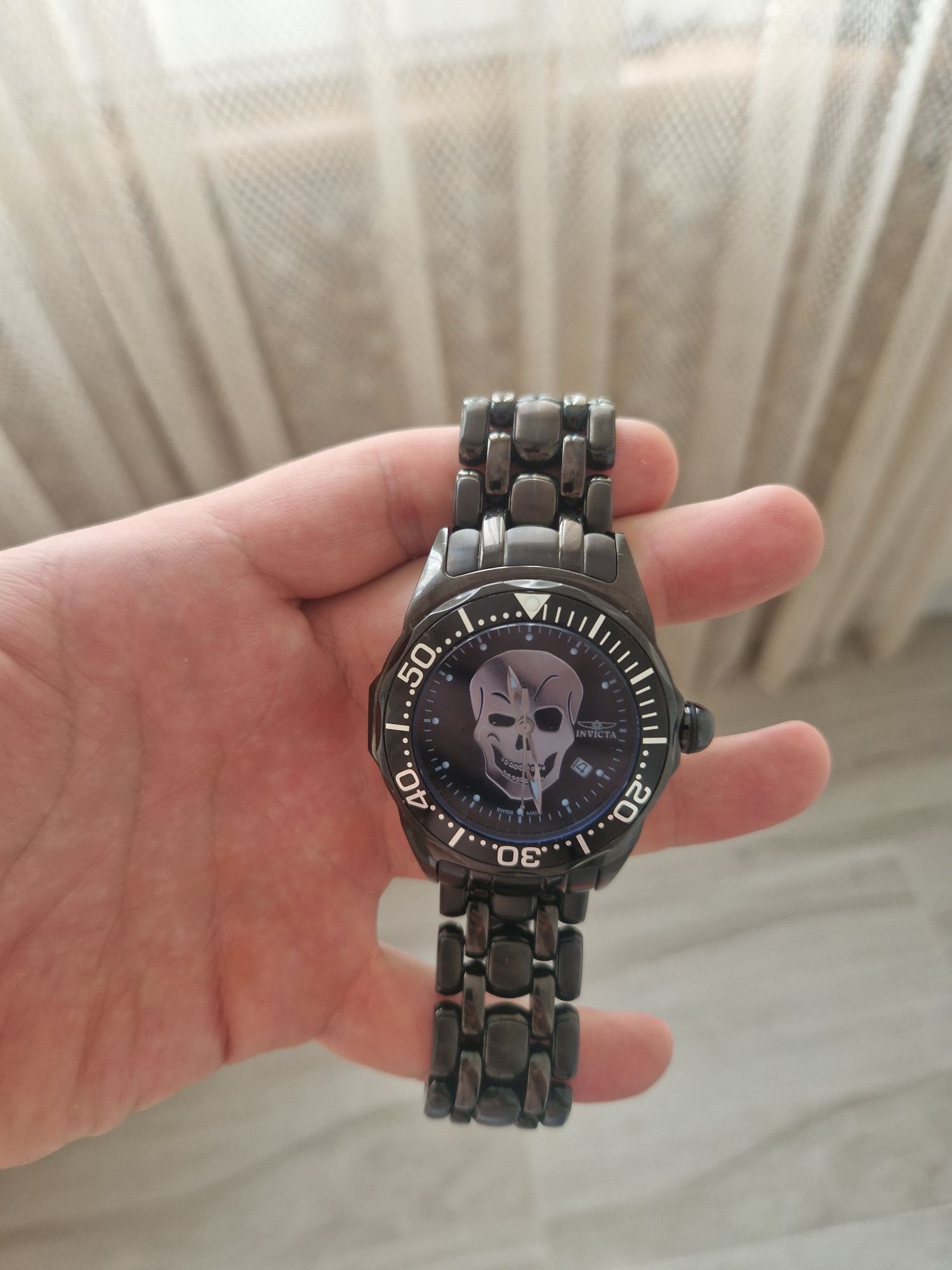 часи годинник инвикта керамика  invicta швейцария