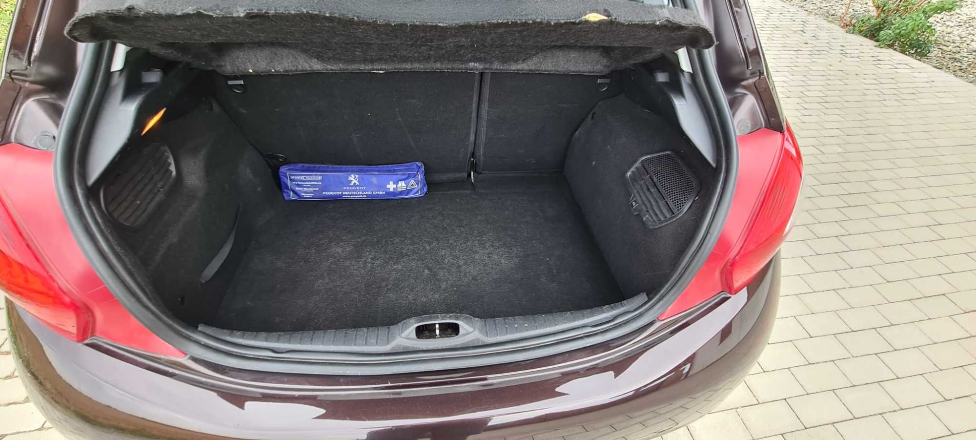 Peugeot 208 1.6 VTI JBL skóra