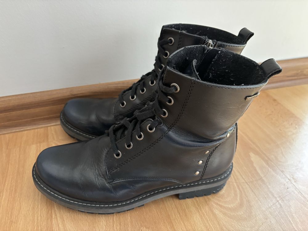 Buty 36 skórzane lasocki