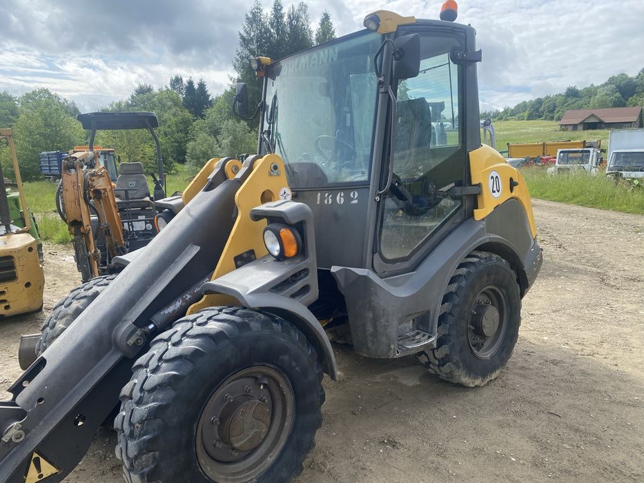 Ahlmann AX700 świeżo spr zFrancji 4tyś MG 2011r