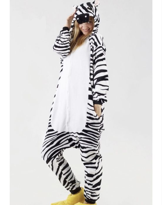 Пижамы для взрослых и детей