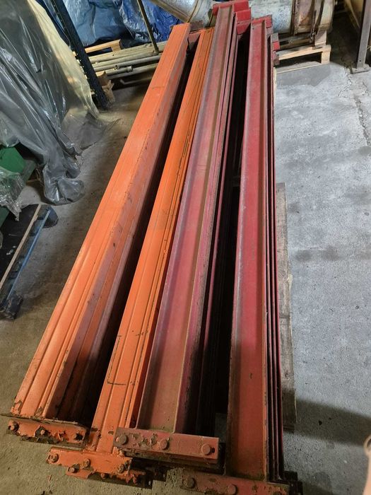 Trawersy  do regałów  magazynowych Trawers 270 cm x 10 cm