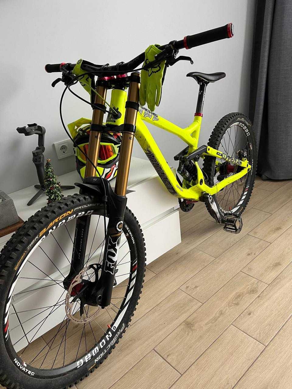 Commencal Supreme DH V3