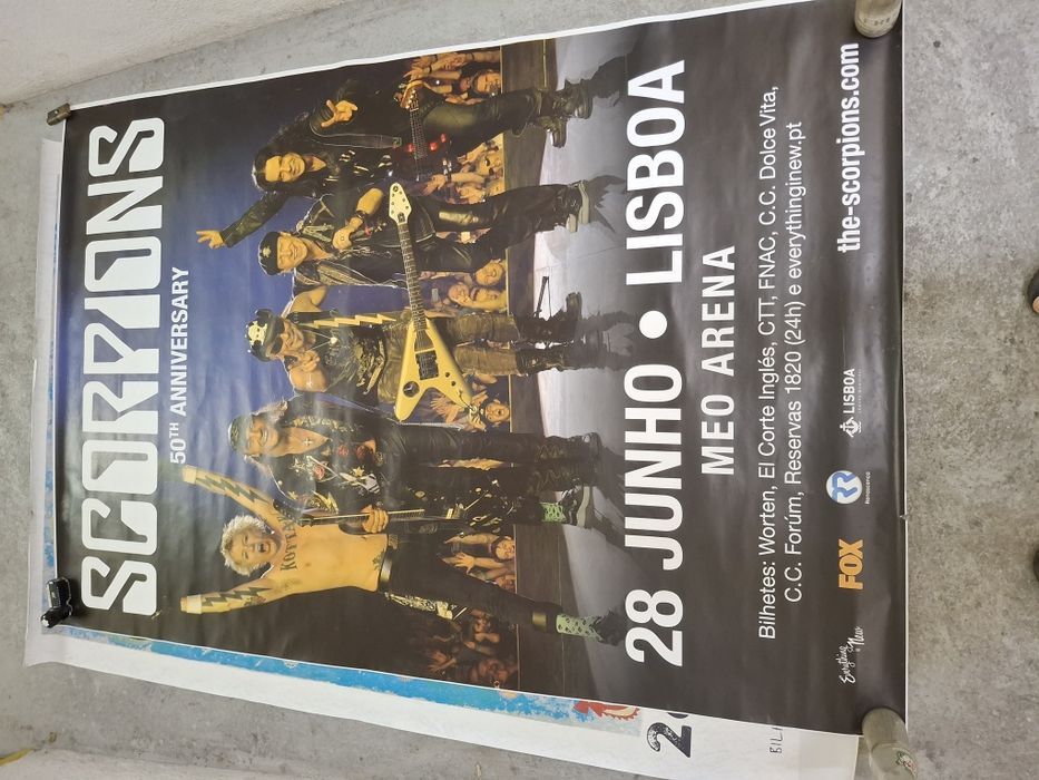 Enorne cartaz Scorpions concerto Lisboa