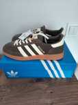 Buty Adidas , z brązowego zamszu