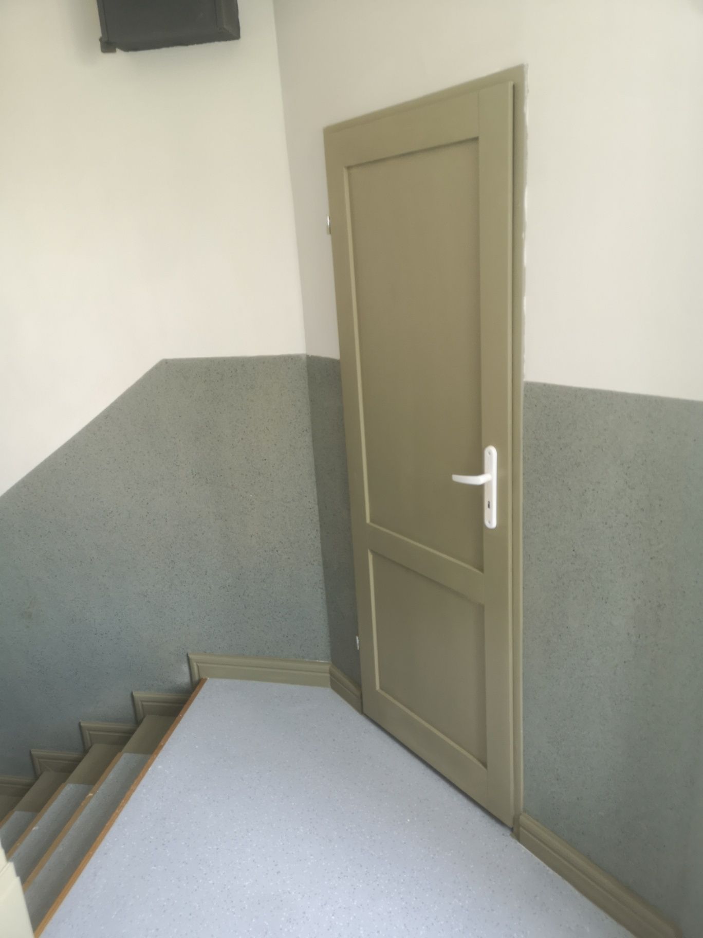 Tynk dekoracyjny piaskowiec granit Alpol AT 398 G35 6 wiader/40m2