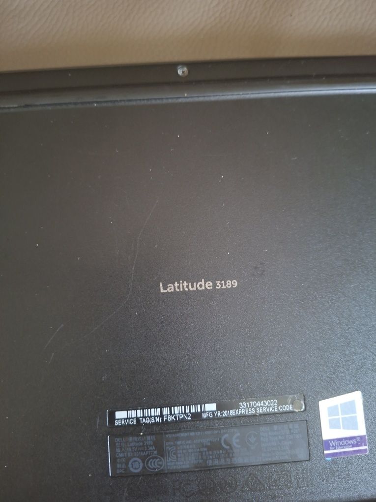 Laptop itablet w jednym dell latitude 3189
