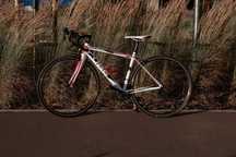 Szosa Cube Peloton - Rama 50cm - Shimano Sora 3x9 - Karbonowy widelec