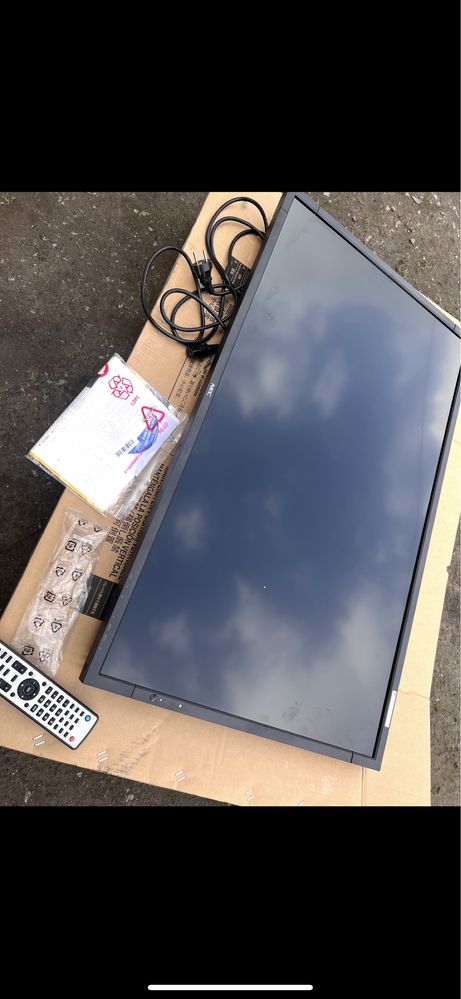 Monitor przemysłowy NEC MultiSync V423