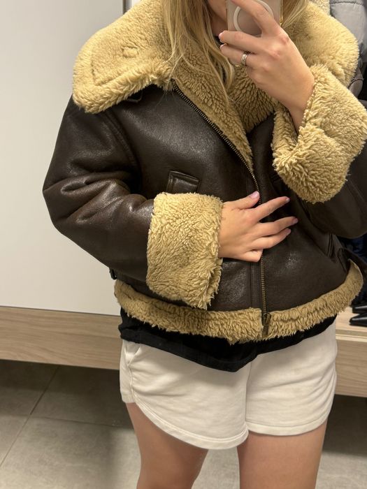 Дубленка  zara коротка коричнева