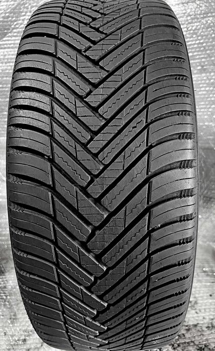 Шини Б/в 215.45.18 пара Hankook