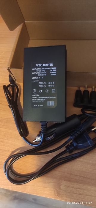 Зарядка ноутбука автомобильная.