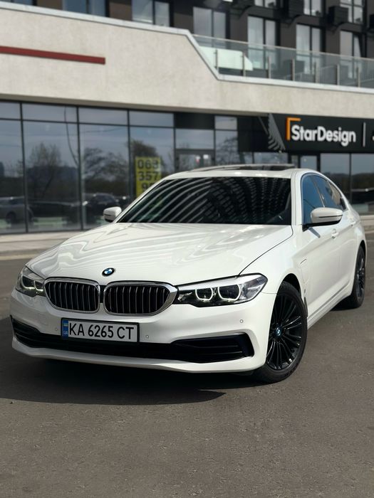Продам BMW G30 530e 2018