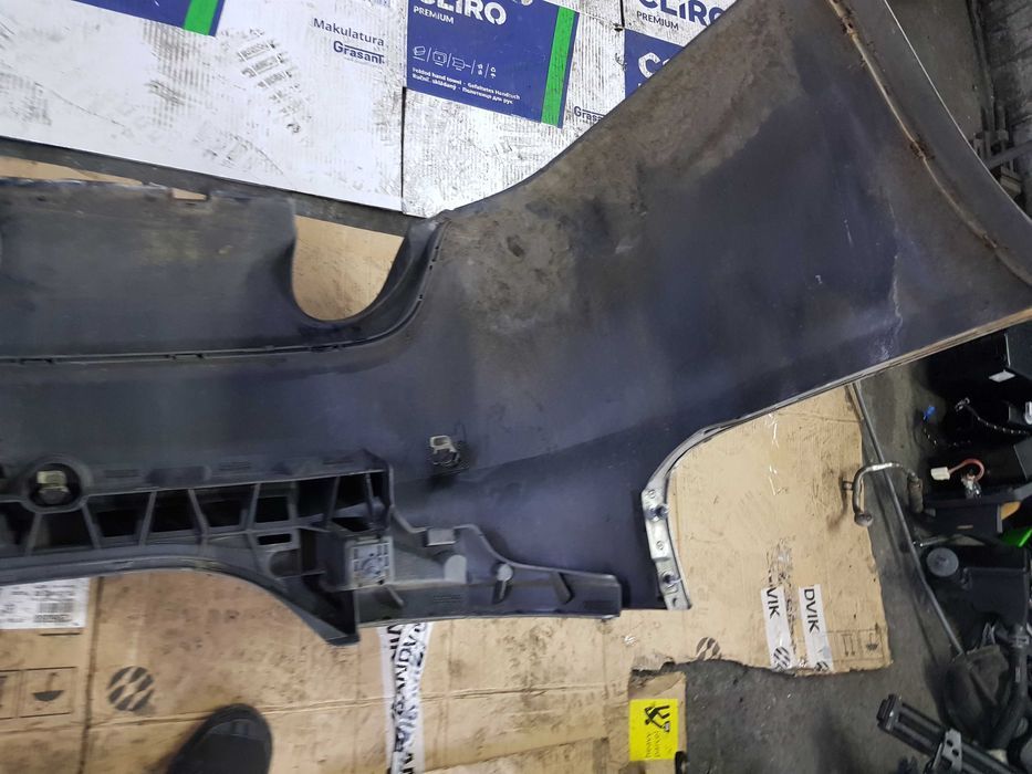 AUDI A6 C6 Zderzak Tylny 4 PDC Czujniki pod Hak KOMBI LY7W