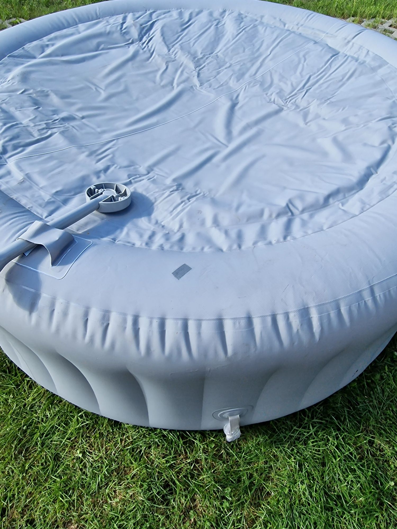 Niecka do jacuzzi bestway St. Lucia 3 osobowego