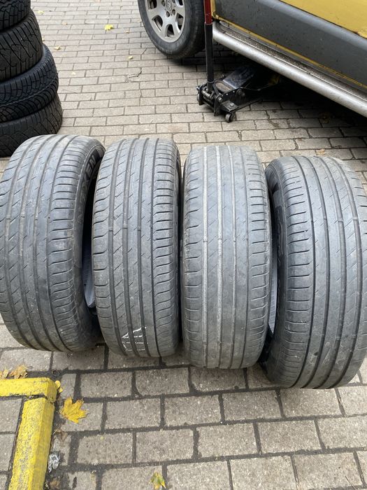 Продам резину б/у  225/65/ r17 літо