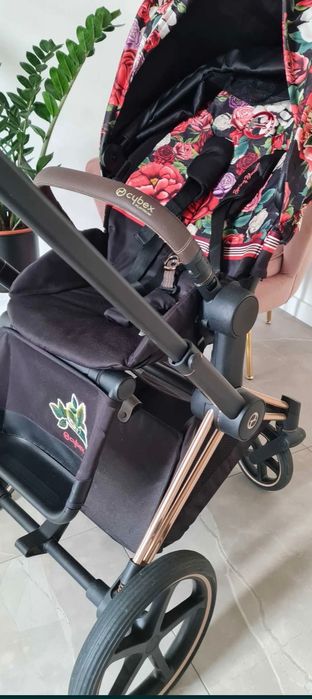 Cybex Priam Spring Blossom Dark