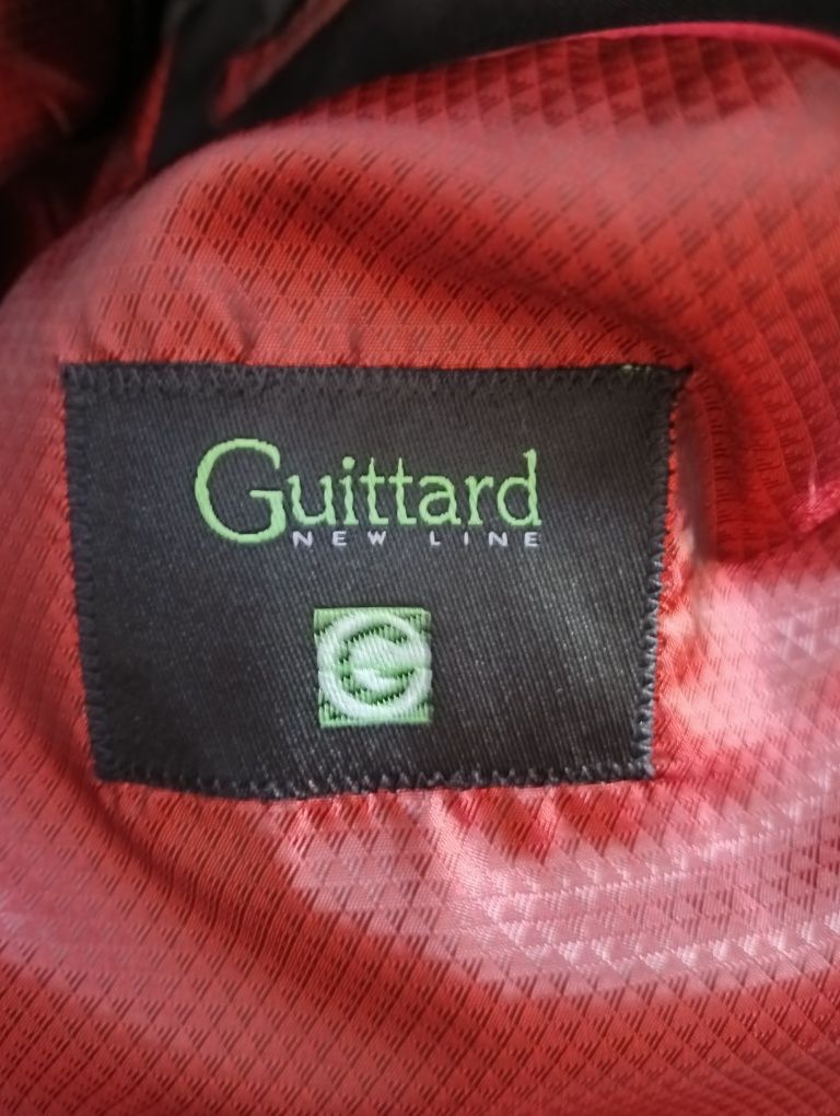 Garnitur bordowy Guittard
