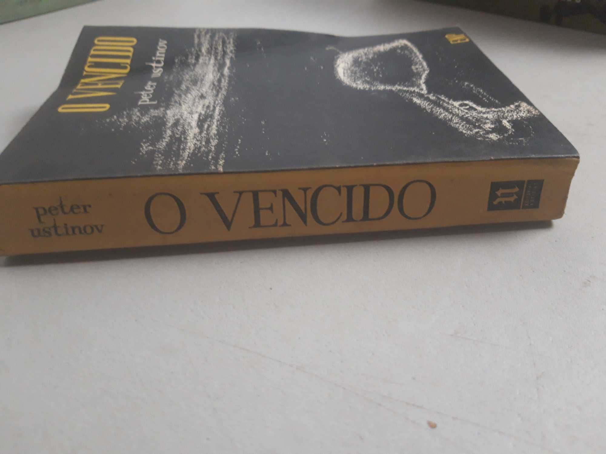 Livro PA-1 - Petr Ustinov - O Vencido