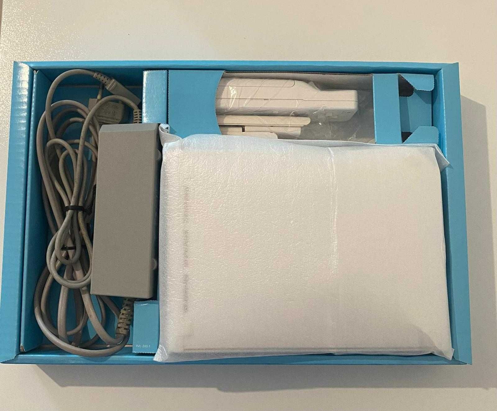 Nintendo Wii +Wii fit plus (com 2 jogos incluídos)