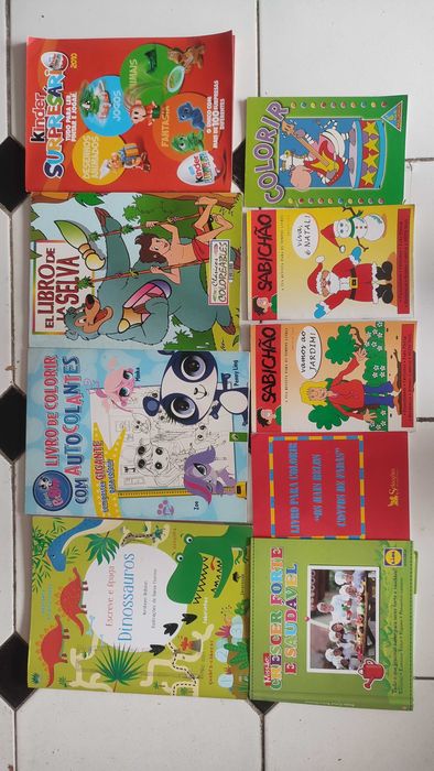 Lote 29 Livros Infantis de Atividades e Construções