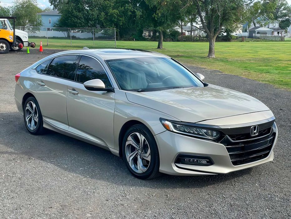 Honda Accord      2018