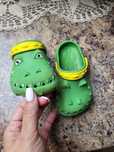 Crocsy krokodyle 24 25