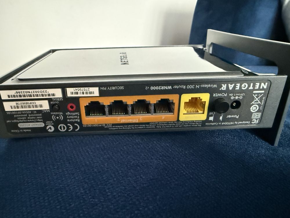 Router Netgear WNR2000