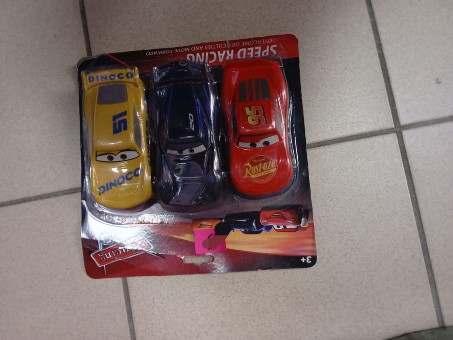 Zestaw autka zygzak McQueen  dla dzieci