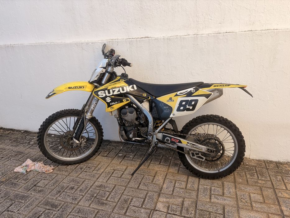 Suzuki RMZ 250 Matriculada