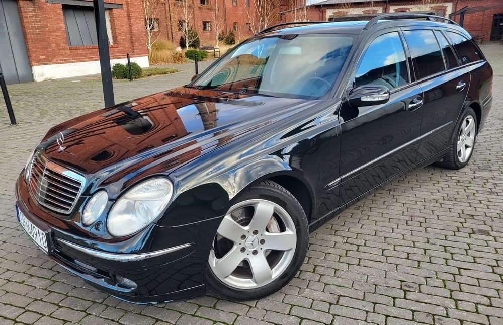 Mercedes-Benz Klasa E E500 *223.000km* MELANITSCHWARZ avantgarde distronic bluetooth