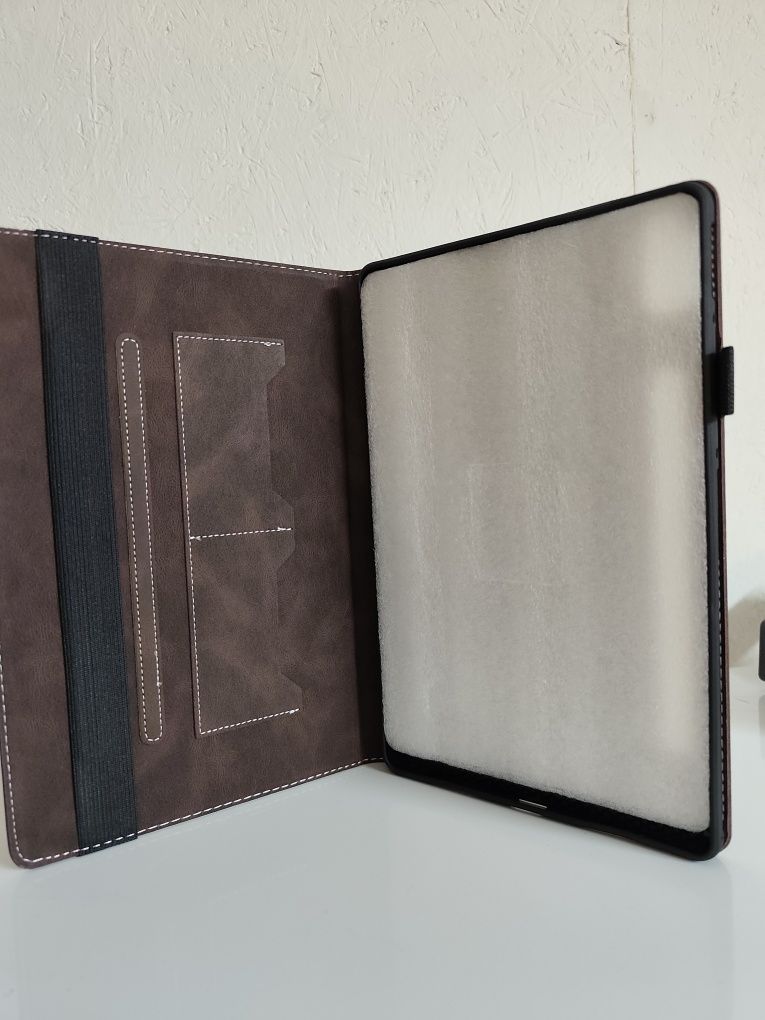 Lenovo Tab P11 PRO Etui zamykane z kieszonkami i uchwytem na rysik