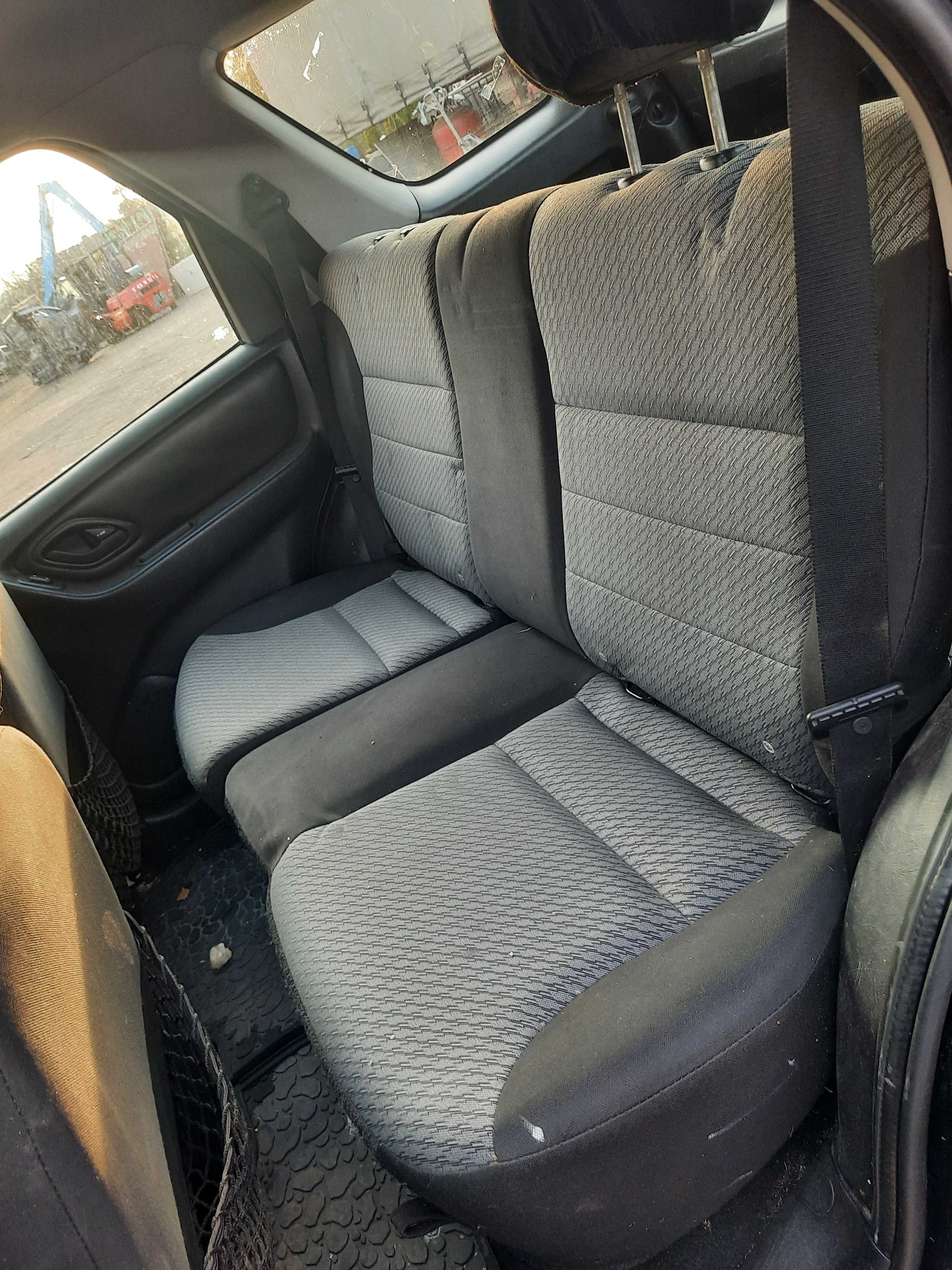 fotele przód kanapa Ford Maverick Europa