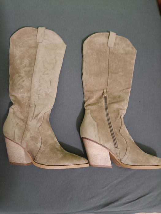 Kowbojki jasnobeżowe rozm.41 nowe