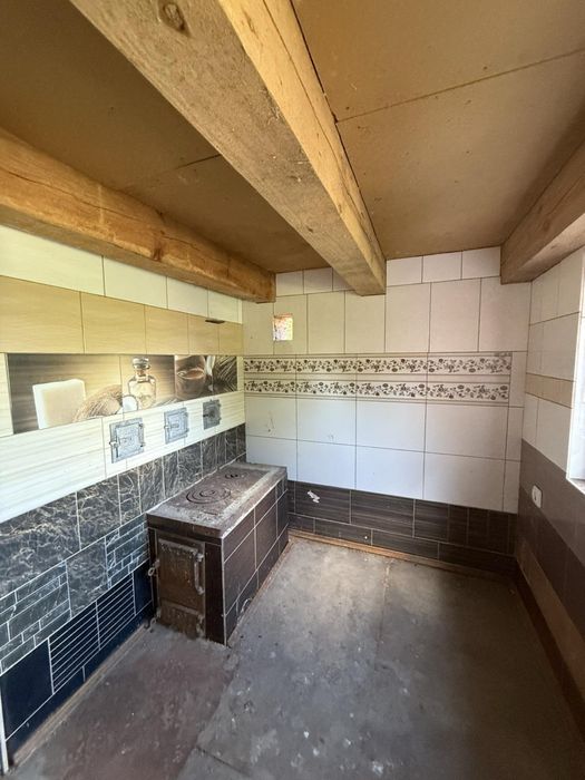 Продаж будинку у жилому стані