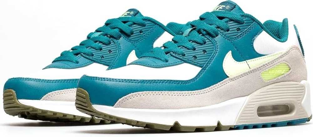 Buty damskie sportowe Nike Air Max 90 LTR : różne rozmiary