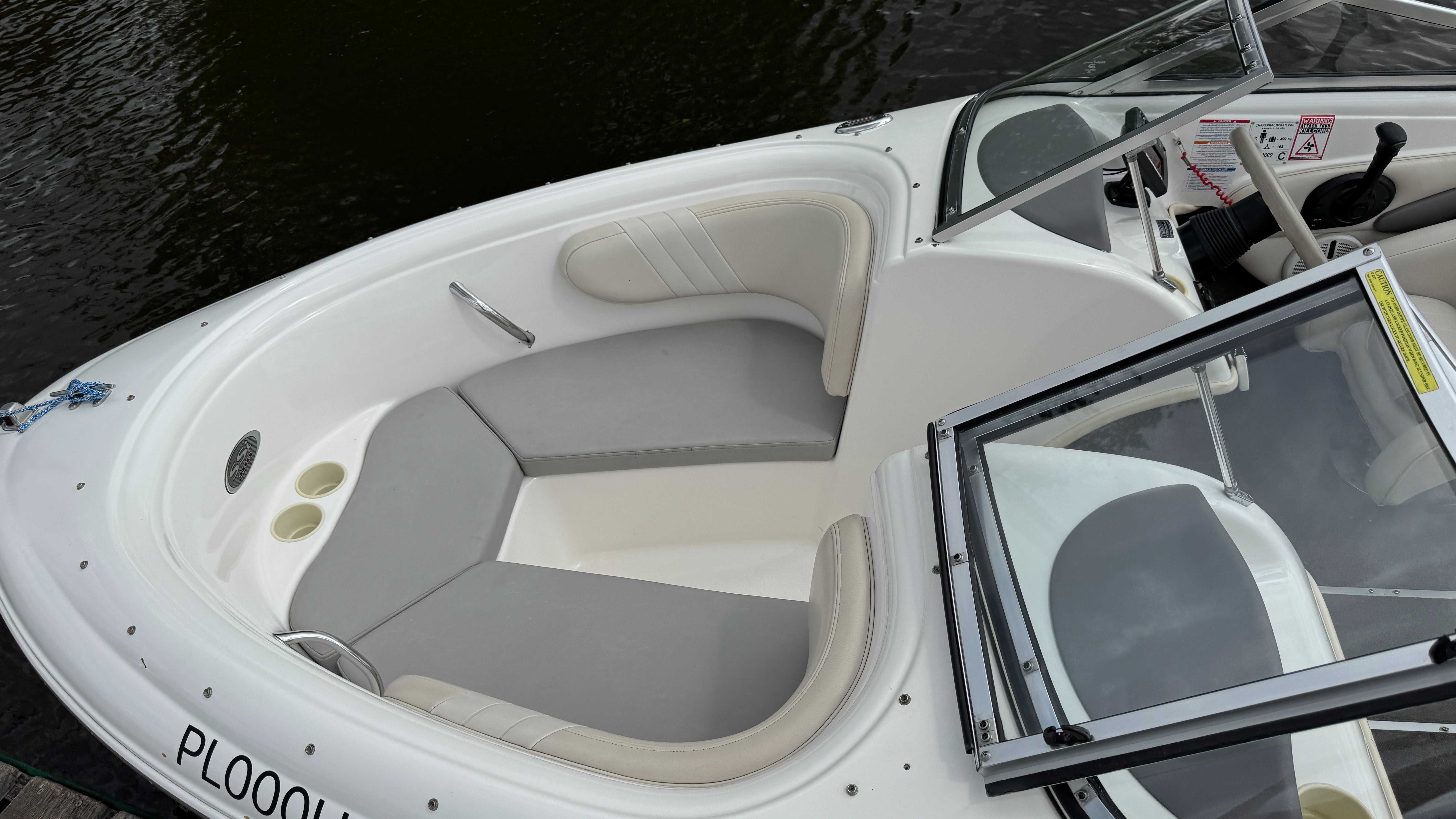 Sprzedam łódź motorową  Chaparral 180 SSI  z przyczepą