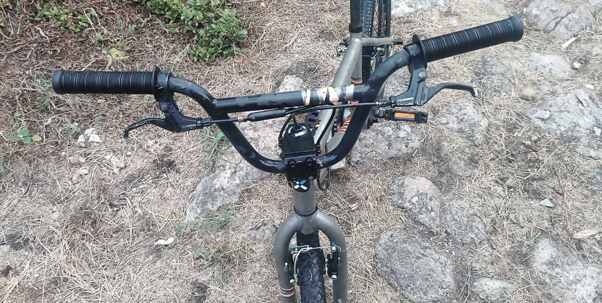 Bicicleta bmx criança