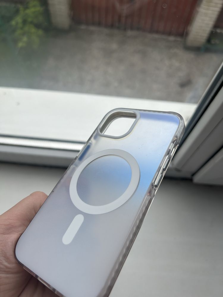 Чохол на iPhone 14 з безпроводною зарядкою
