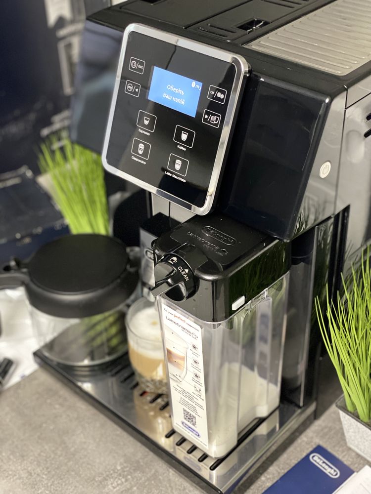 Кофемашина Delonghi Perfecta evo 2024р. Кофеварка Кавоварка