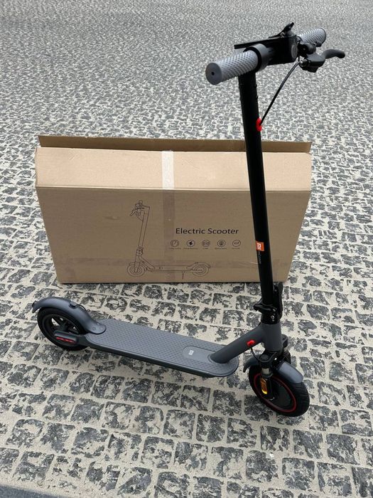Электросамокат Mi Electric Scooter PRO 4 13Ач Чёрный 2025
