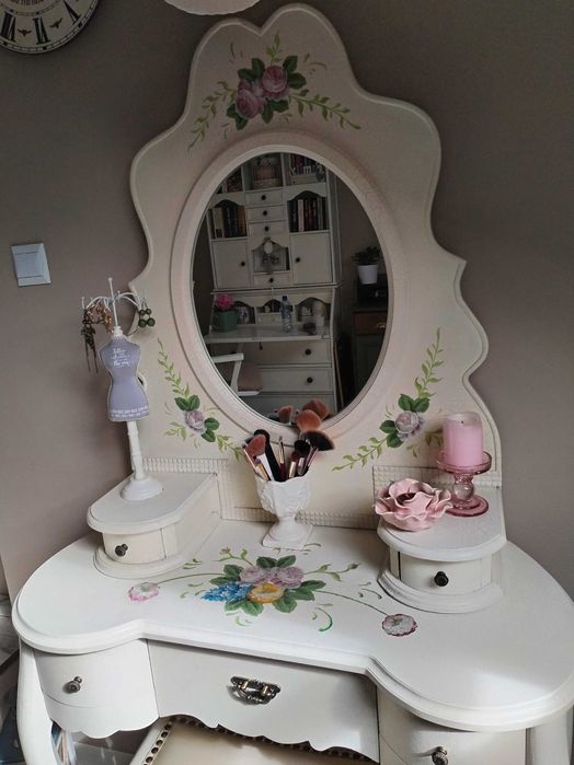 Toaletka Prowansja rękodzieło