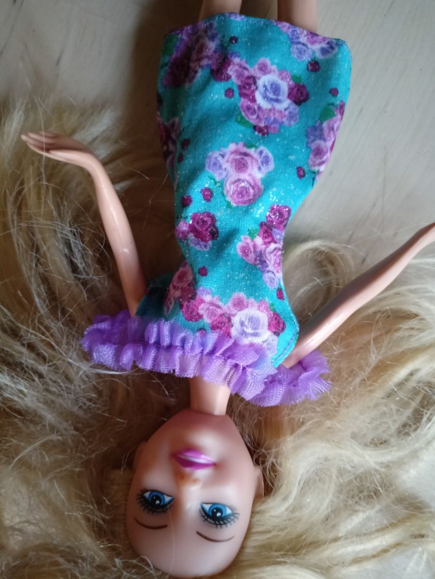 Zestaw zabawek dla lalki Barbie sukienki 5 sztuk