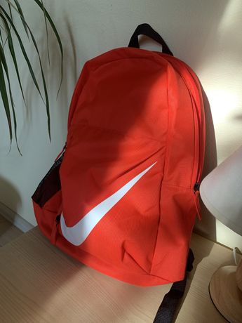 Рюкзак Nike оригинал красный легкий удобный