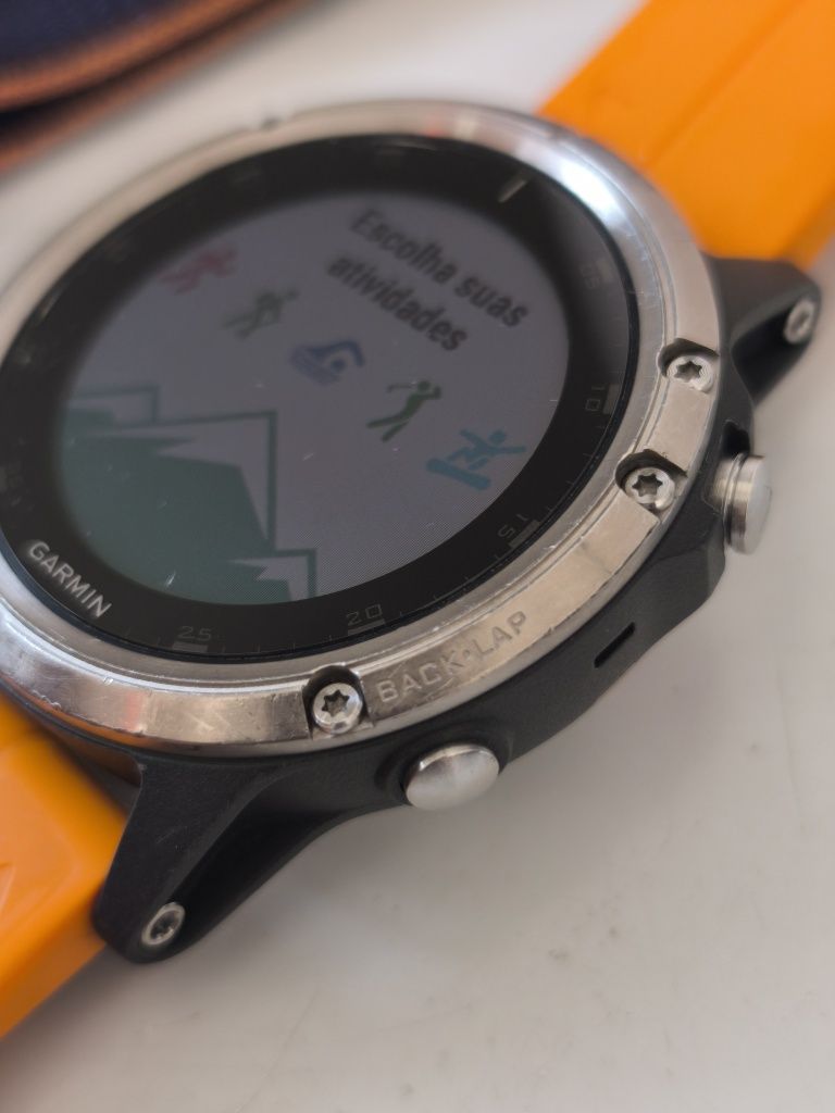 Garmin Fenix 5 plus safira