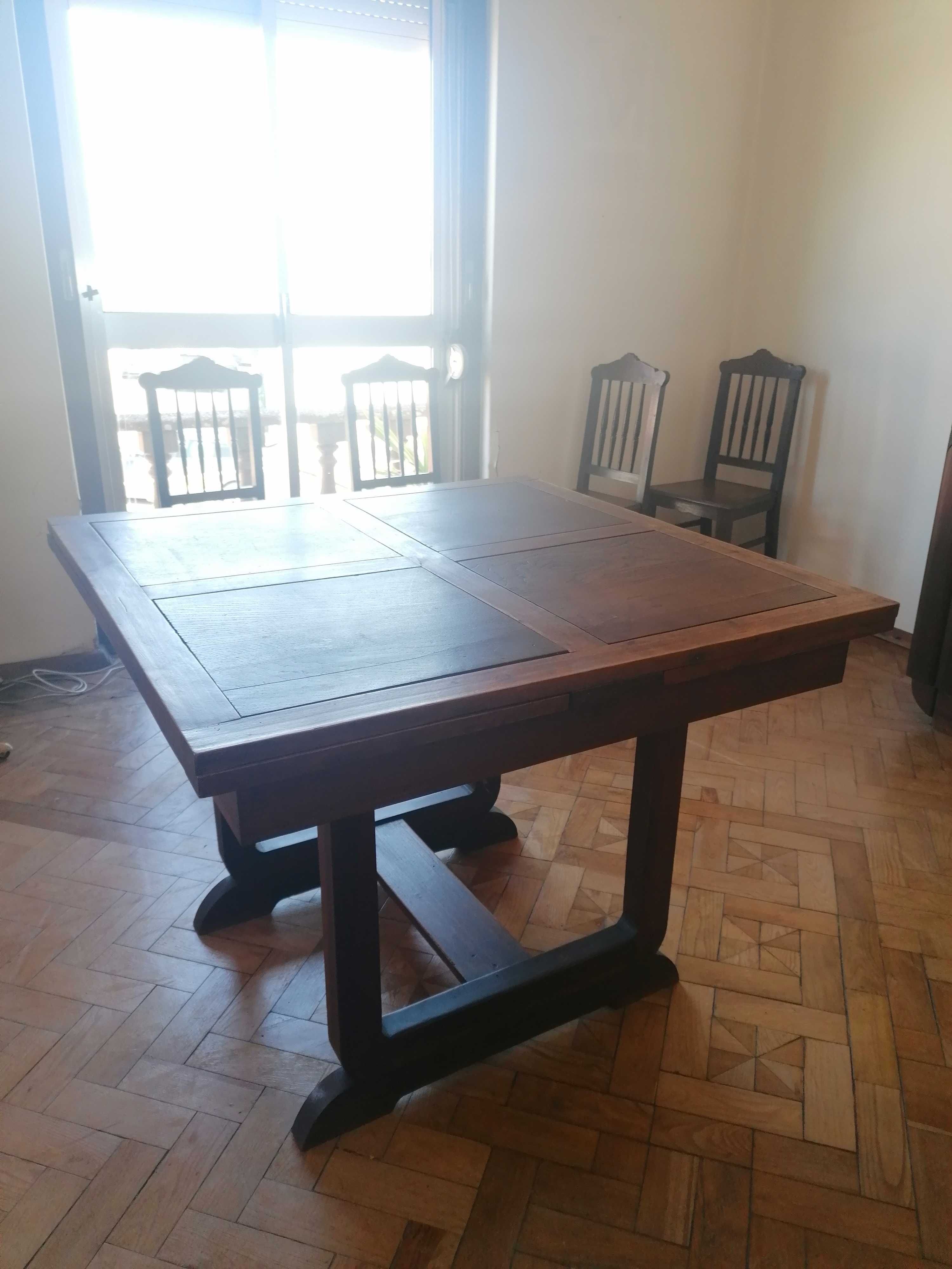 Conjunto Mesa de sala antiga extensível com 6 cadeiras