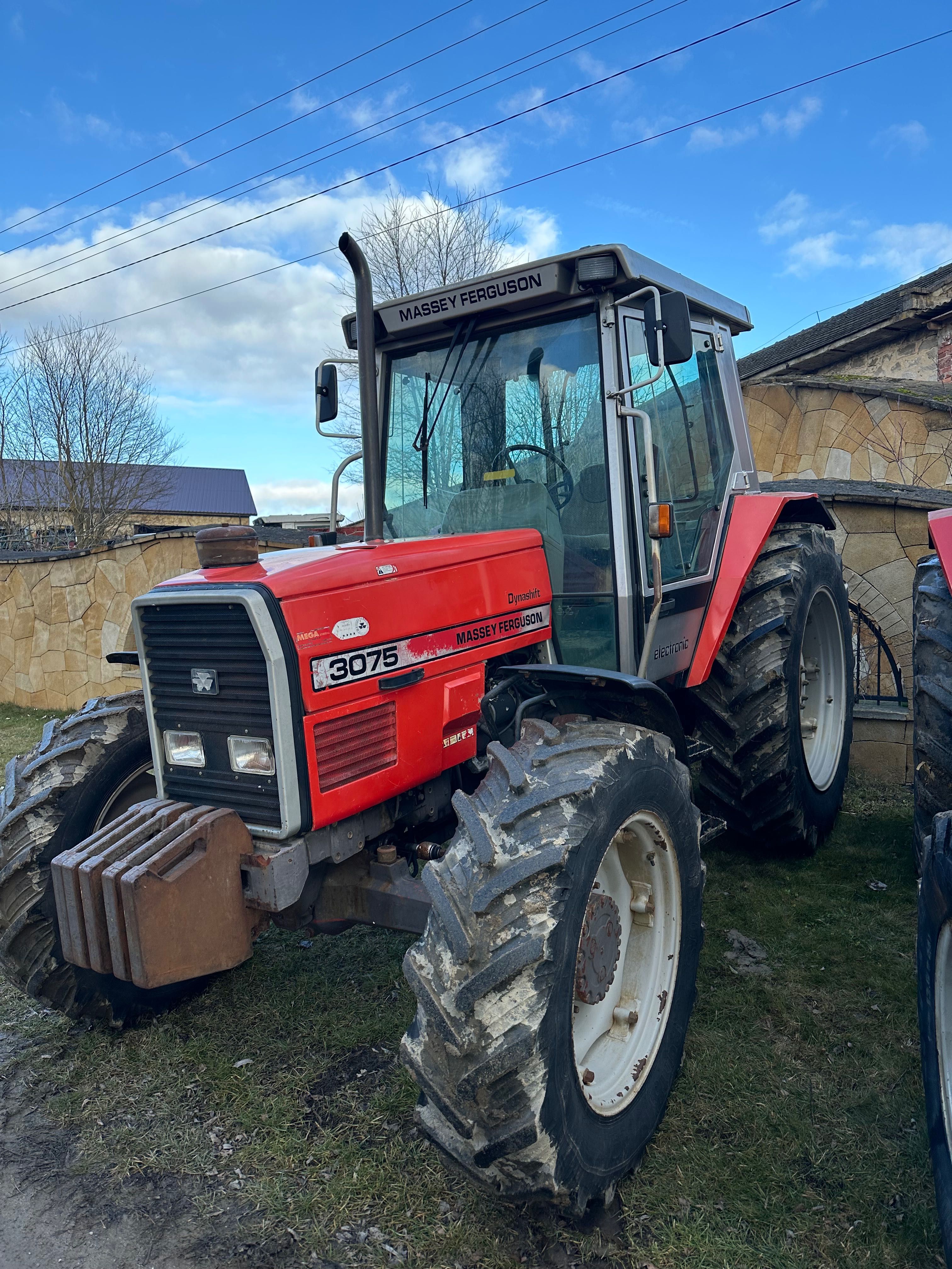 Massey Ferguson 3050,3060,3065,3075 case 956 XL , 5130