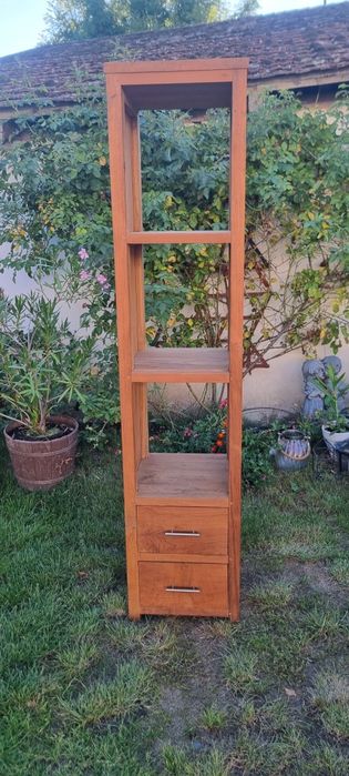 Szafka - slupek-  produktu firmy "Teak & Living" z Leuvenheim