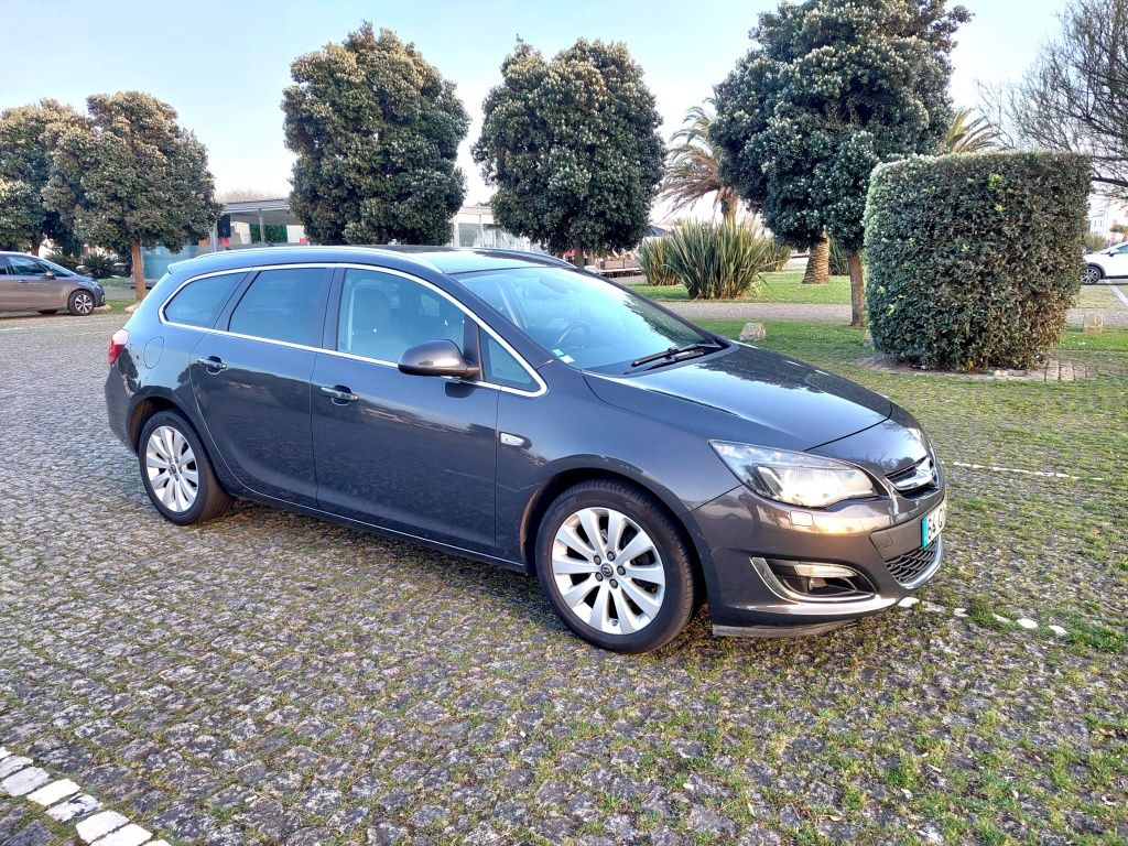 Opel Astra sports tourer 1.4 turbo GPL